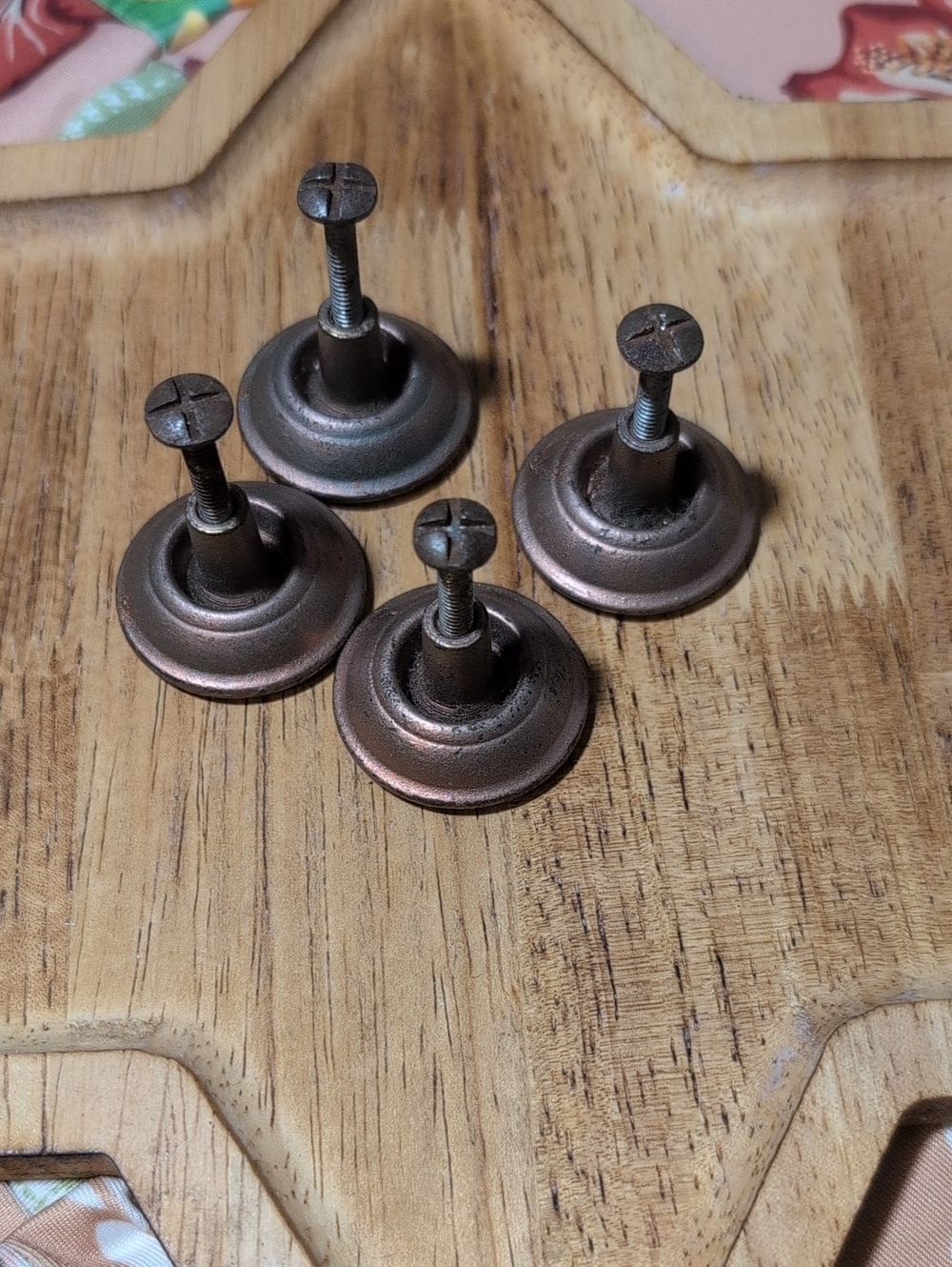 Cottagecore 1960s Rosette French Province dresser knobs - Picture 3 of 4